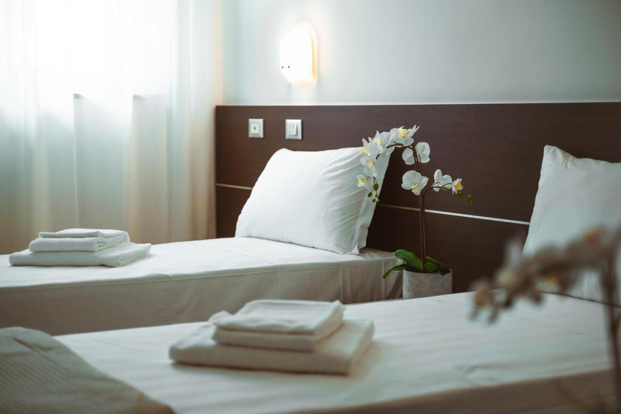 Albergo Commercio Palmanova Luaran gambar